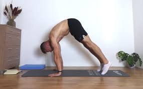 Cara Melatih Handstand Step-by-Step dengan Teknik Kalistenik