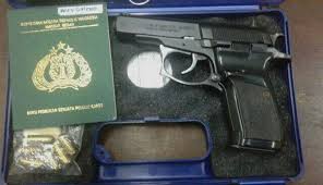 Fungsi Senjata Api dalam Penegakan Hukum